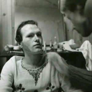 Meet your Posher, Mj